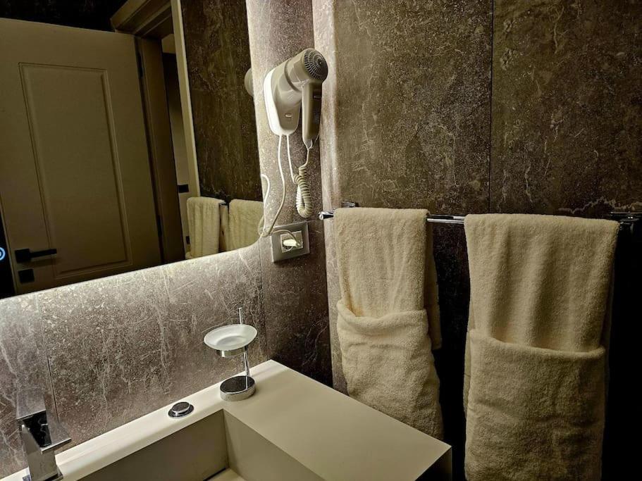 Blloku Suites, City Centre,Тирана Екстериор снимка